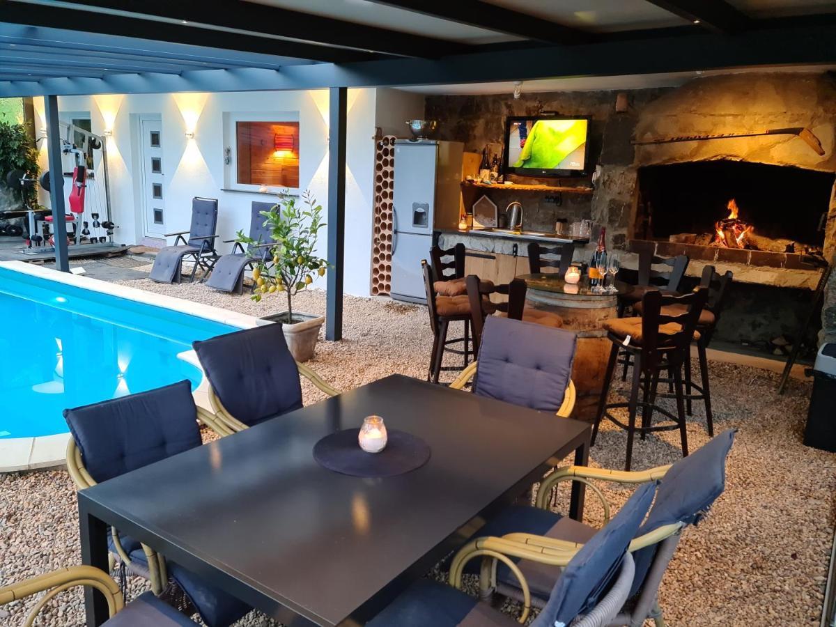 Wellness Apartments Sophienhoehe Am Teich Mechernich Esterno foto