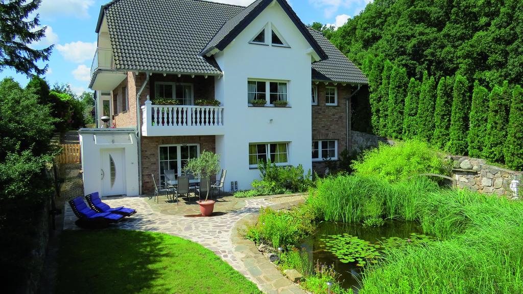 Wellness Apartments Sophienhoehe Am Teich Mechernich Camera foto